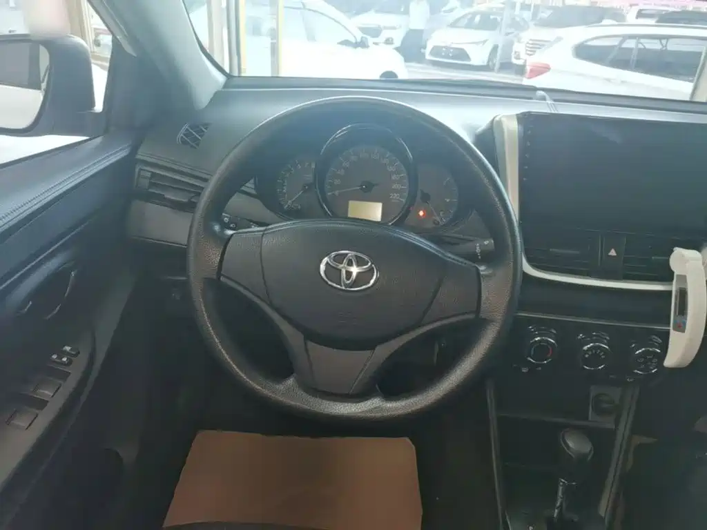 Toyota Vios — миниатюра 11