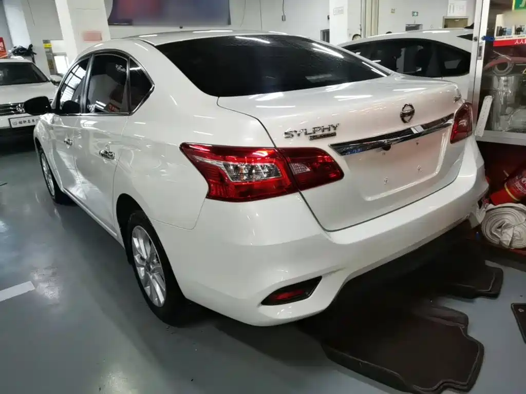 Nissan Sylphy — миниатюра 5