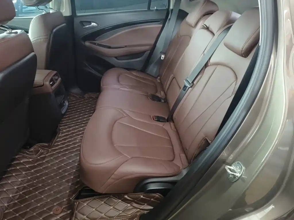 Buick Envision Plus — миниатюра 17