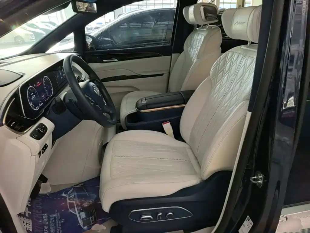 Buick GL8 — миниатюра 15