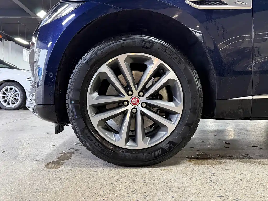 Jaguar F-PACE — миниатюра 24