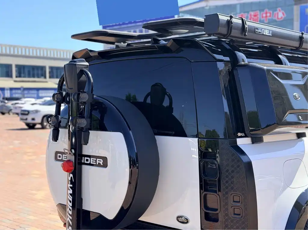 Land Rover Defender — миниатюра 9