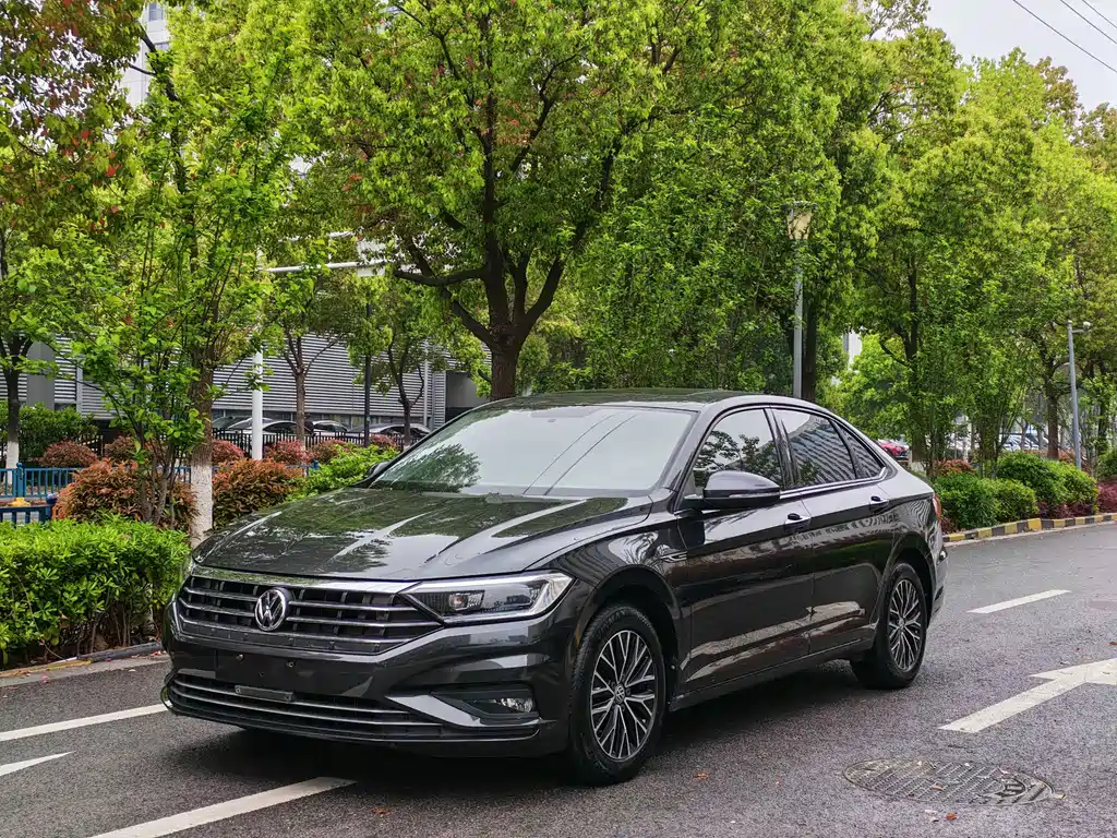 Volkswagen Sagitar 2020