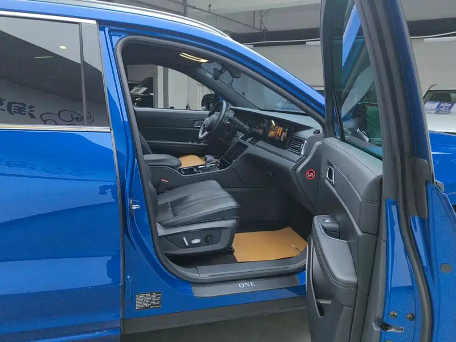 Li Auto Li ONE — миниатюра 8