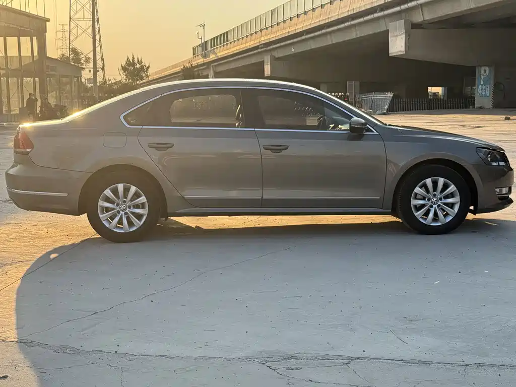 Volkswagen Passat — миниатюра 4