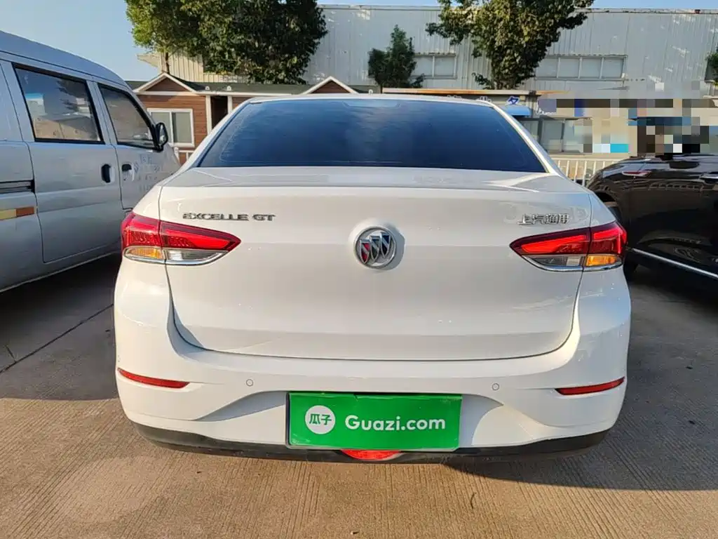 Buick Excelle — миниатюра 6