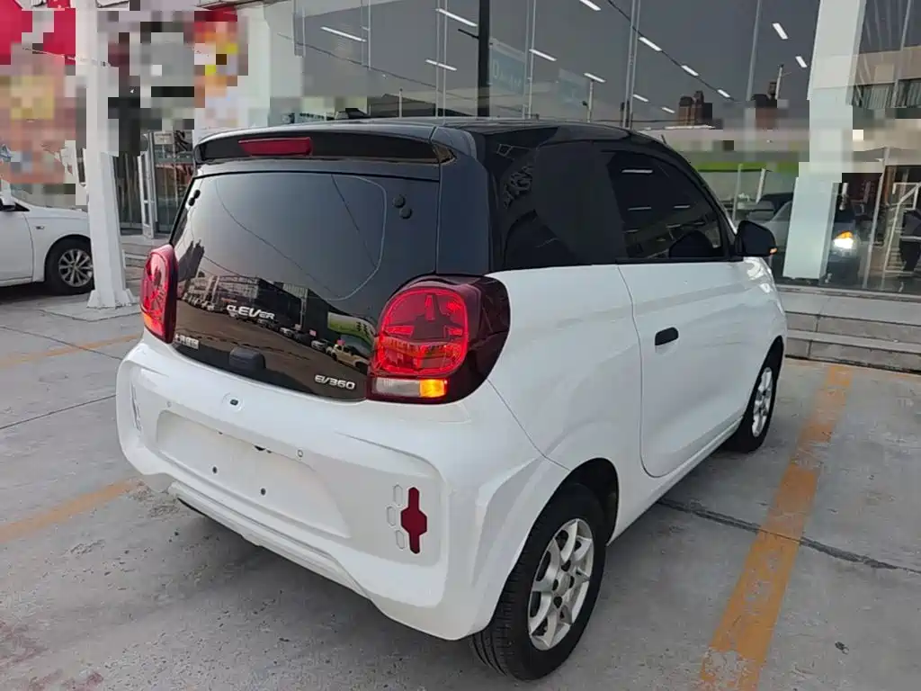 Roewe Clever — миниатюра 7