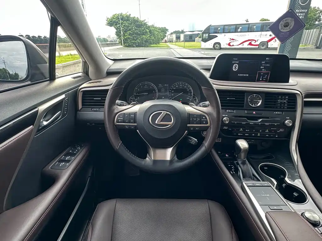 Lexus RX — миниатюра 7