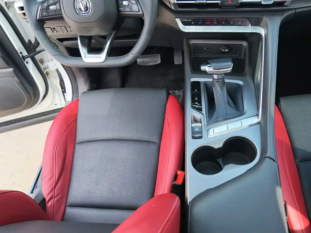 Changan CS35PLUS Blue Whale NE 1.4T DCT Luxury Type, фото 9