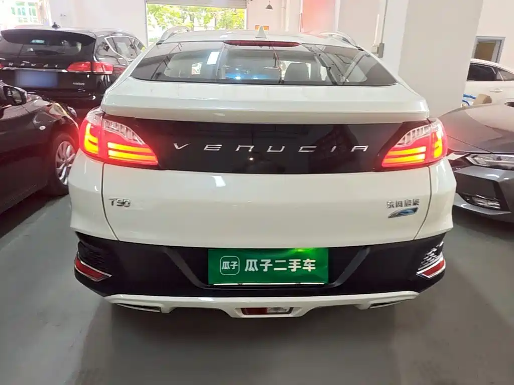 Venucia T90 — миниатюра 6