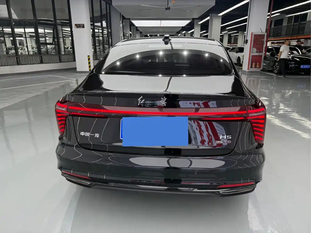 Hongqi Hongqi H5 — миниатюра 17