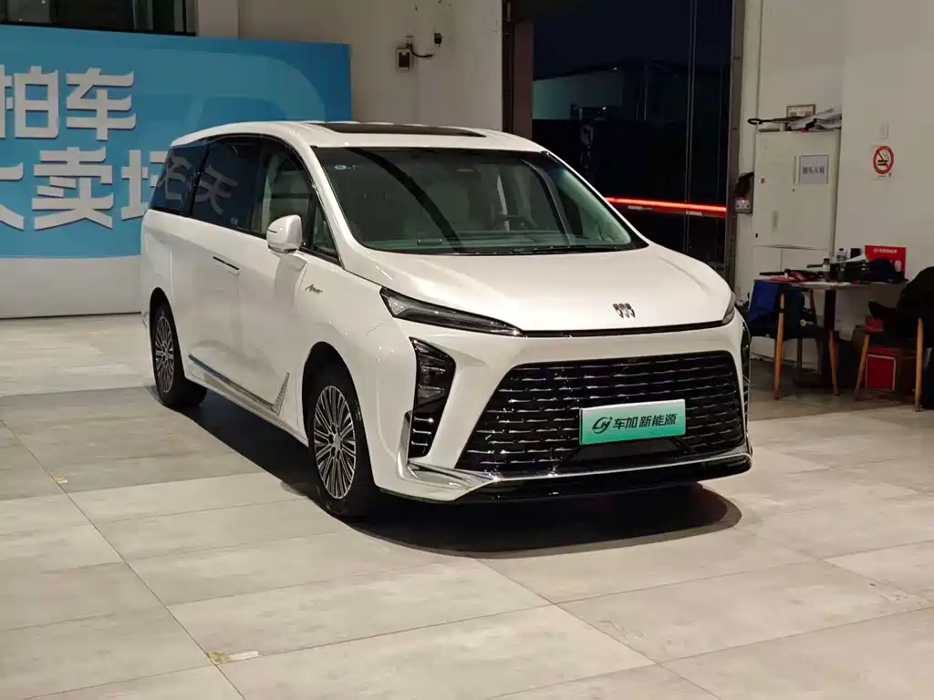 BUICK GL8 NEW ENERGY