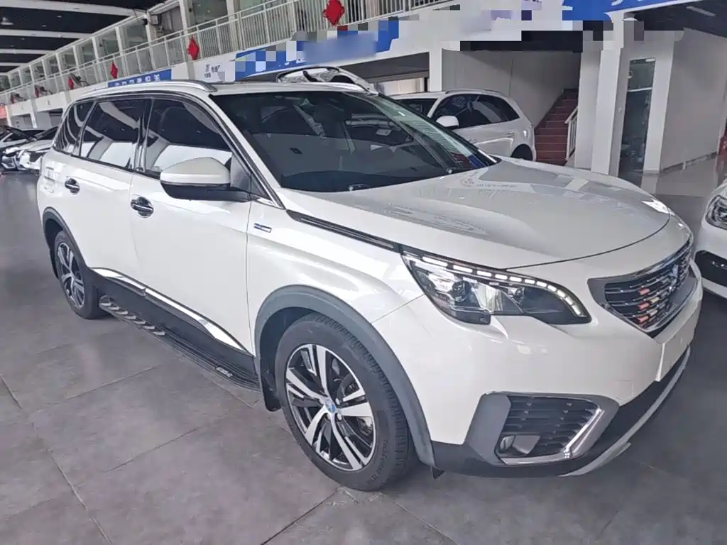 Peugeot 5008 — миниатюра 4