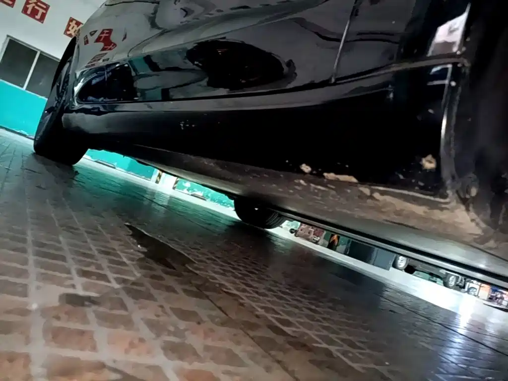 Tesla Model 3 — миниатюра 21