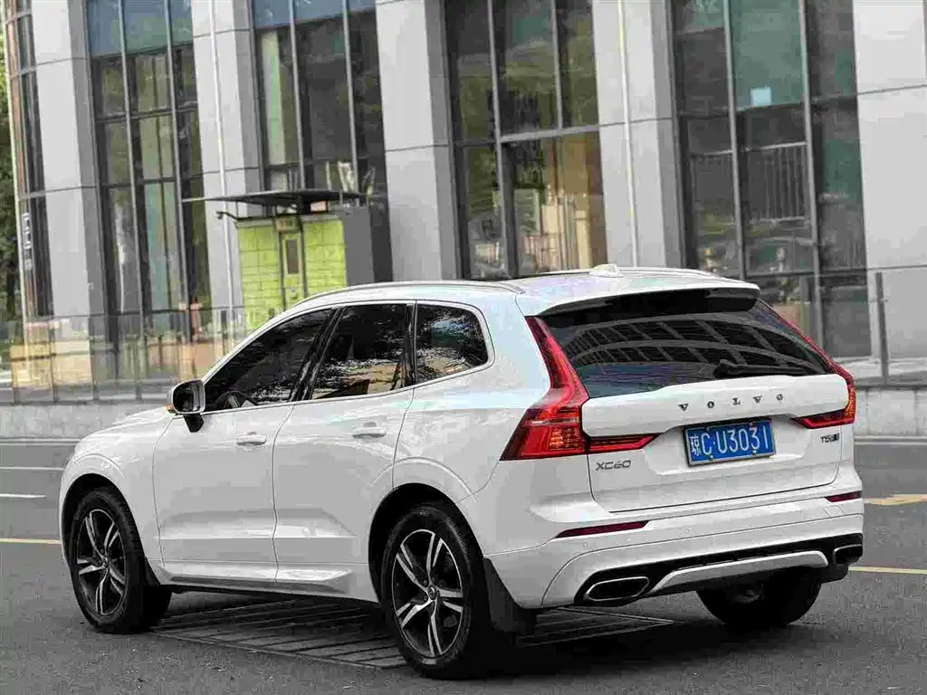 Volvo XC60 — миниатюра 3