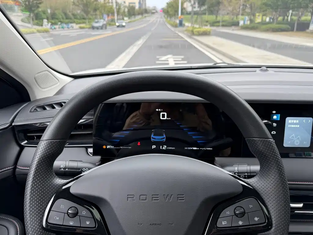 Roewe i5 — миниатюра 17