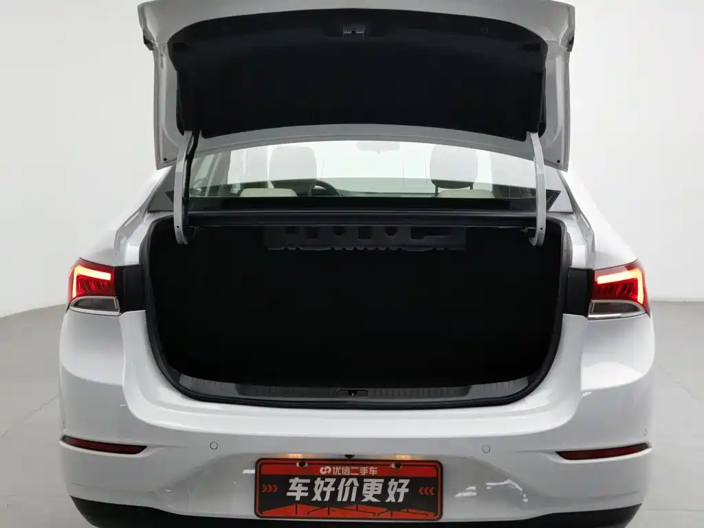 Buick Excelle — миниатюра 16