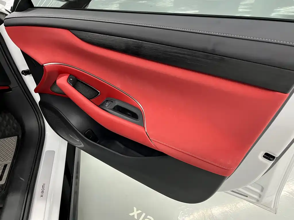 XIAOMI CAR XIAOMI SU7