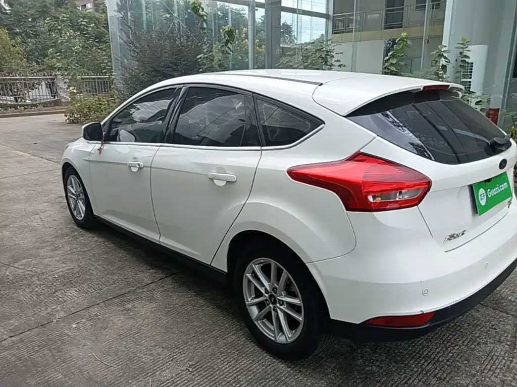 Ford Focus — миниатюра 5