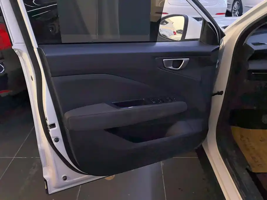 Wuling Xingchi — миниатюра 7