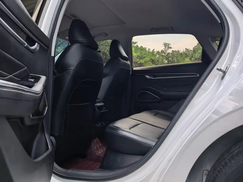 Geely Emgrand — миниатюра 9