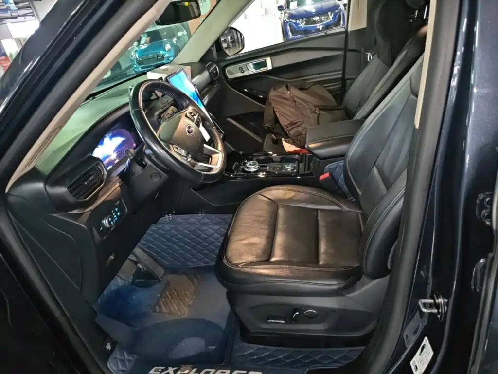 Ford Explorer — миниатюра 15