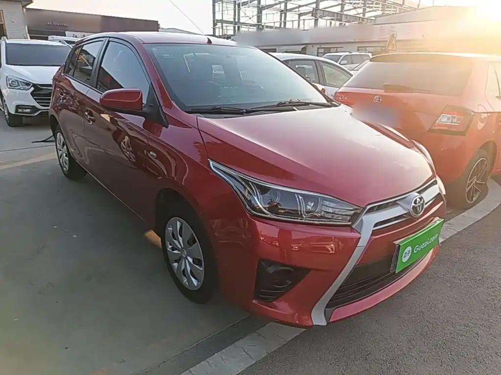 Toyota Yaris L — миниатюра 4