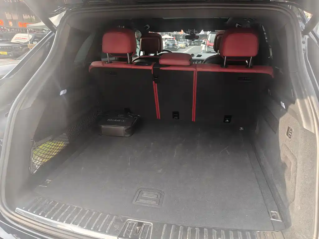 Porsche Cayenne Hybrid — миниатюра 12