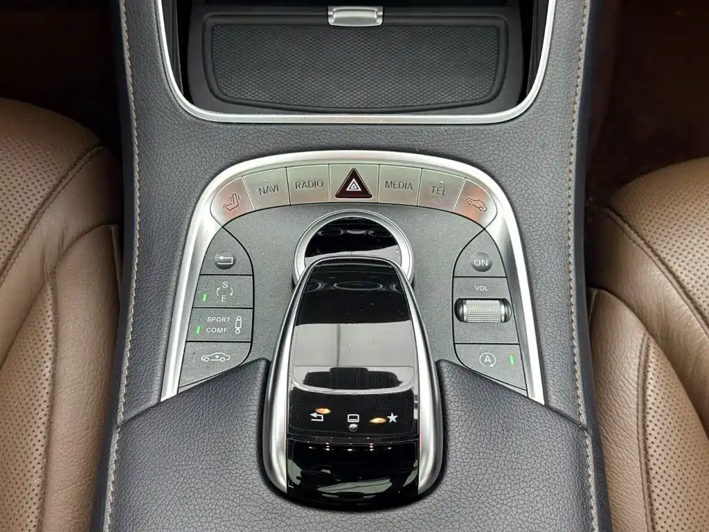 Mercedes-Benz S-Class — миниатюра 16