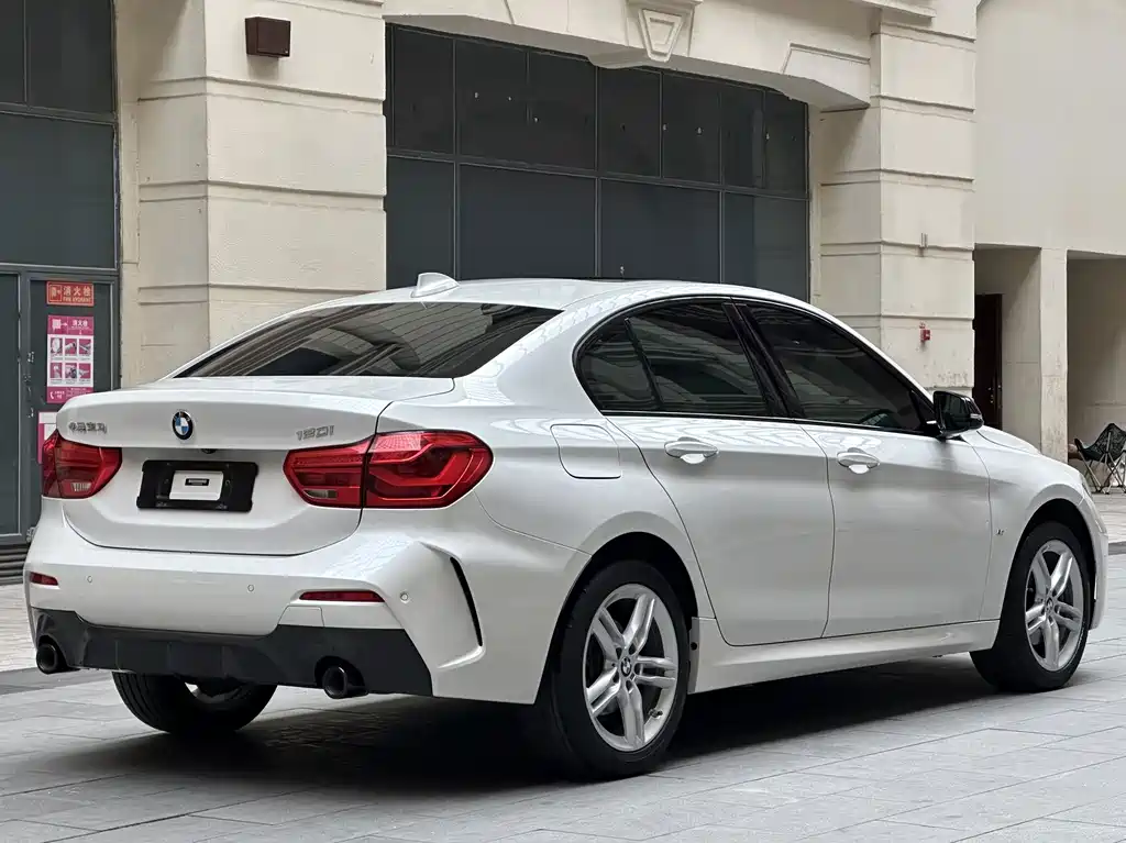 BMW 1 Series — миниатюра 4