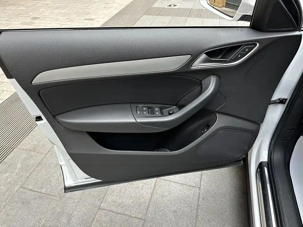 Audi Q3 — миниатюра 14