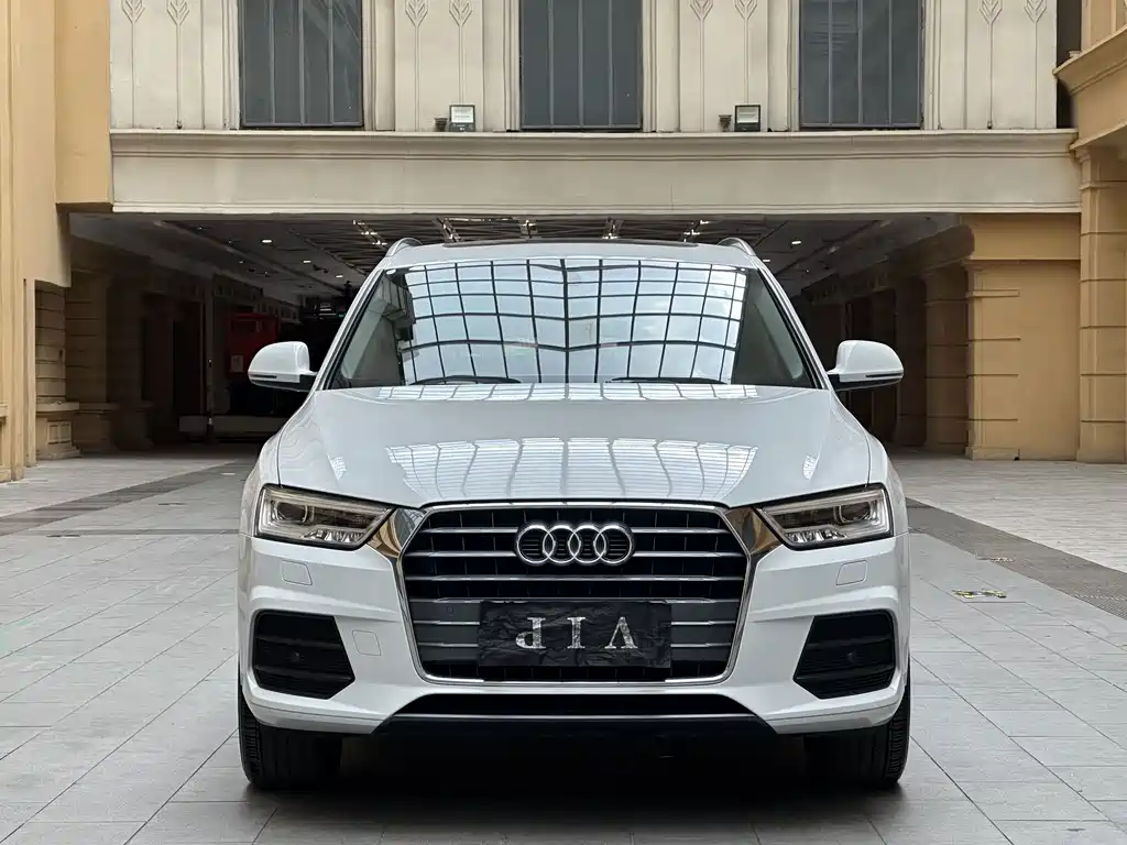 Audi Q3 — миниатюра 2