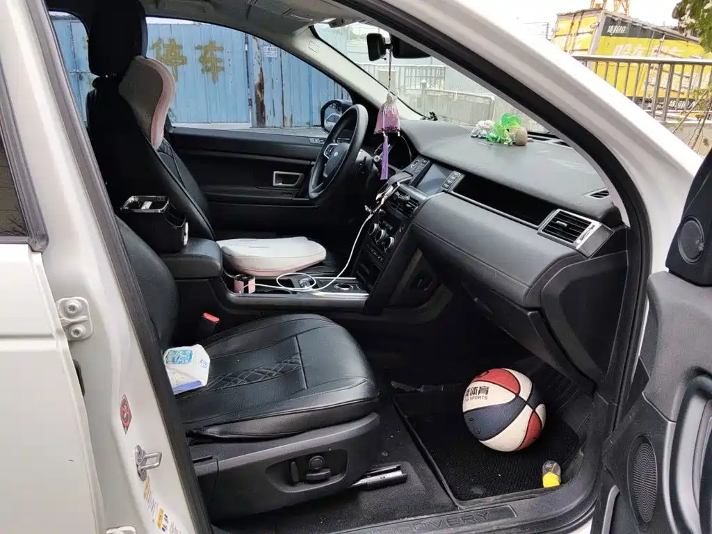 Land Rover Discovery Sport — миниатюра 19