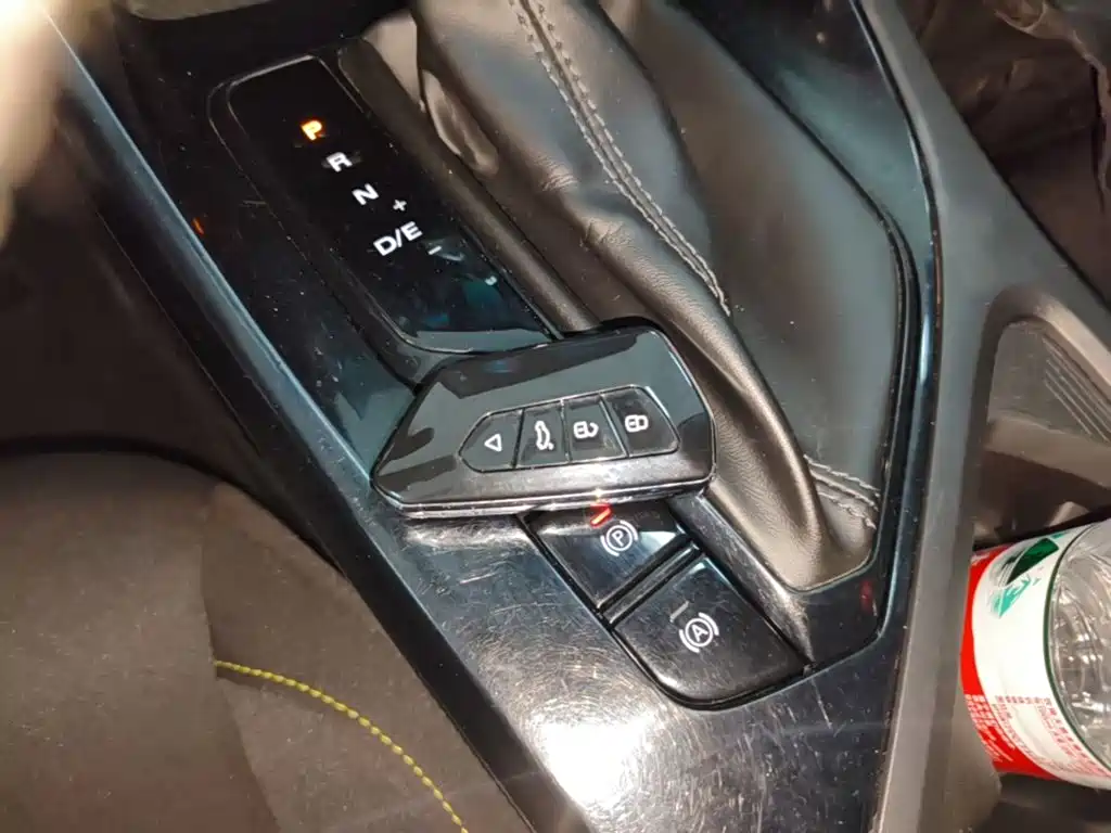 Roewe i5 — миниатюра 9