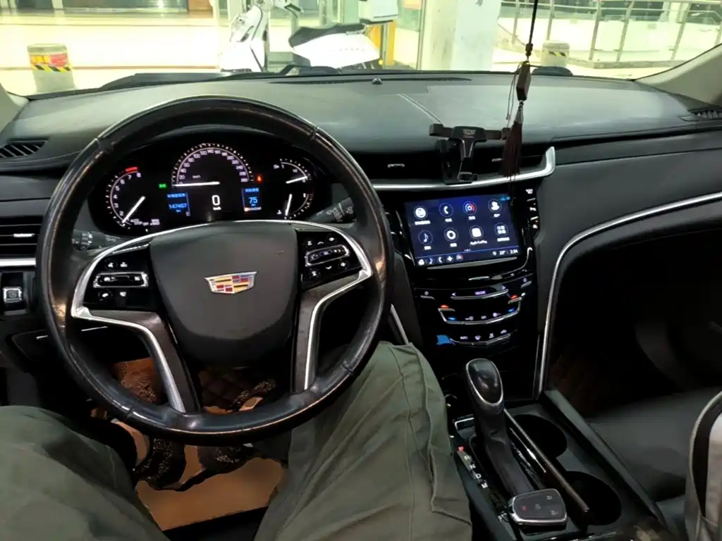 Cadillac XTS — миниатюра 10