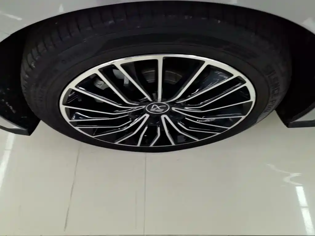 BYD Han — миниатюра 23