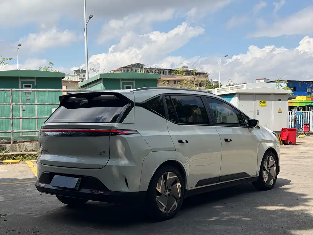 Hycan Z03 2022 620km 160kW 76.8kWh