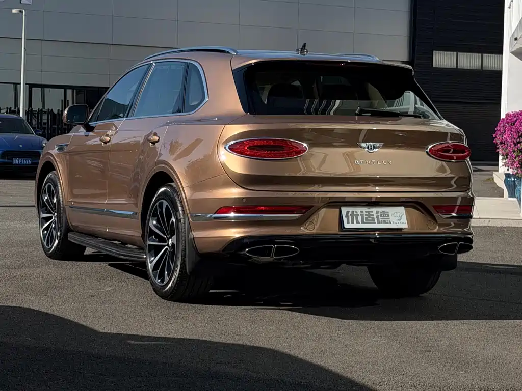 Bentley Bentayga — миниатюра 3