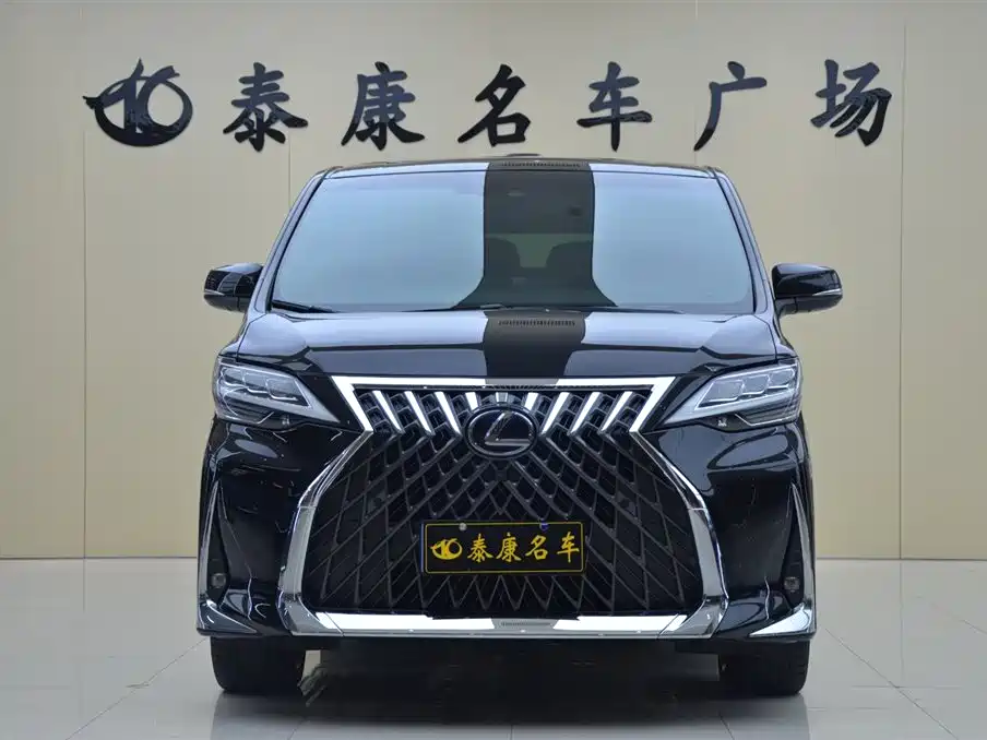 Lexus LM 2020 300h мест