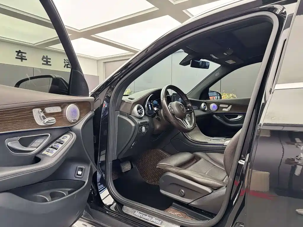 Mercedes-Benz GLC — миниатюра 6
