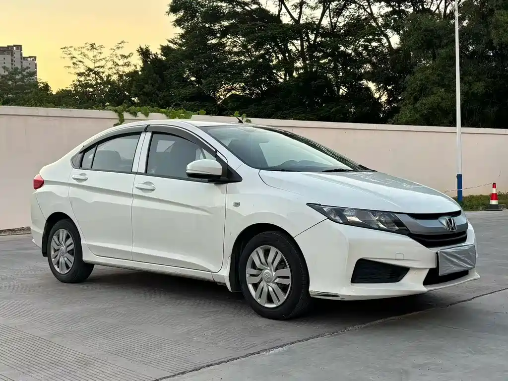 Honda City — миниатюра 2