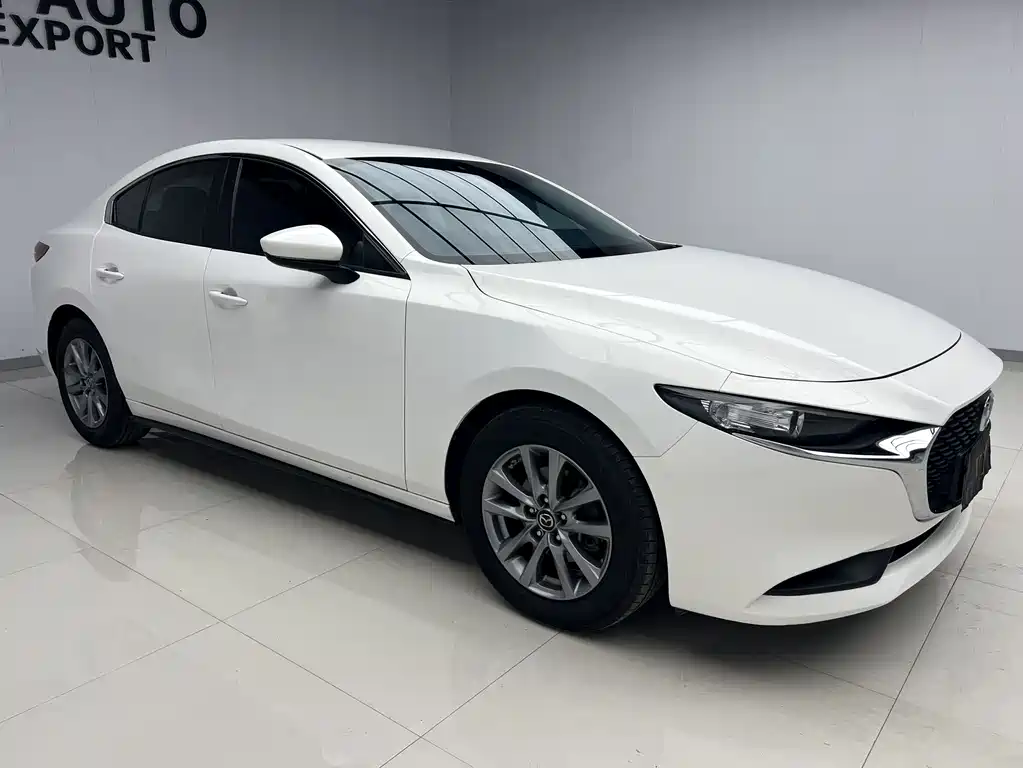 Mazda Mazda3 3 2021 2.0L AT