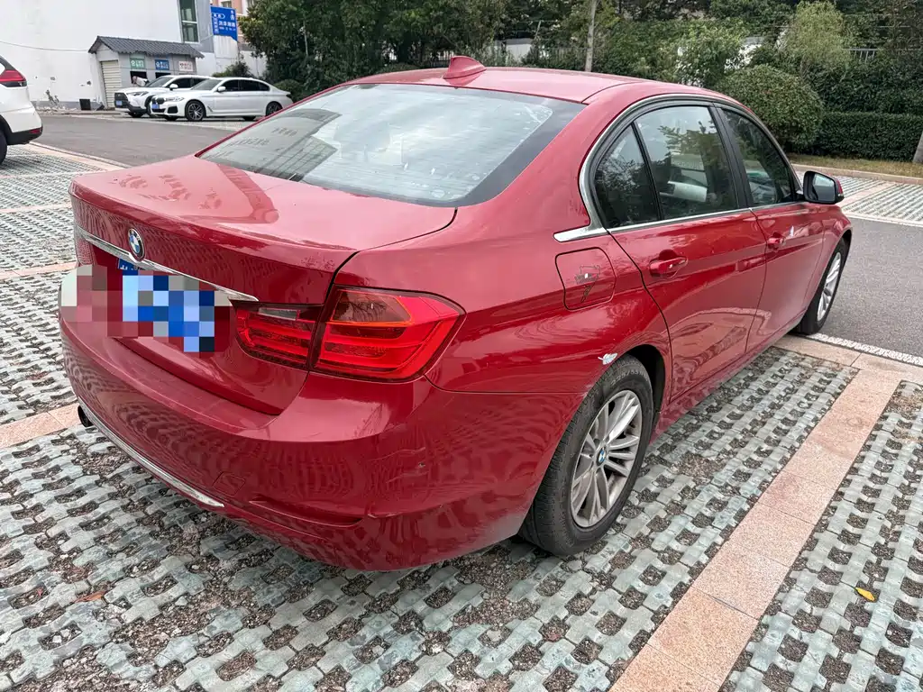 BMW 3 Series — миниатюра 4