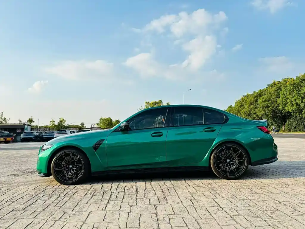 BMW  M3