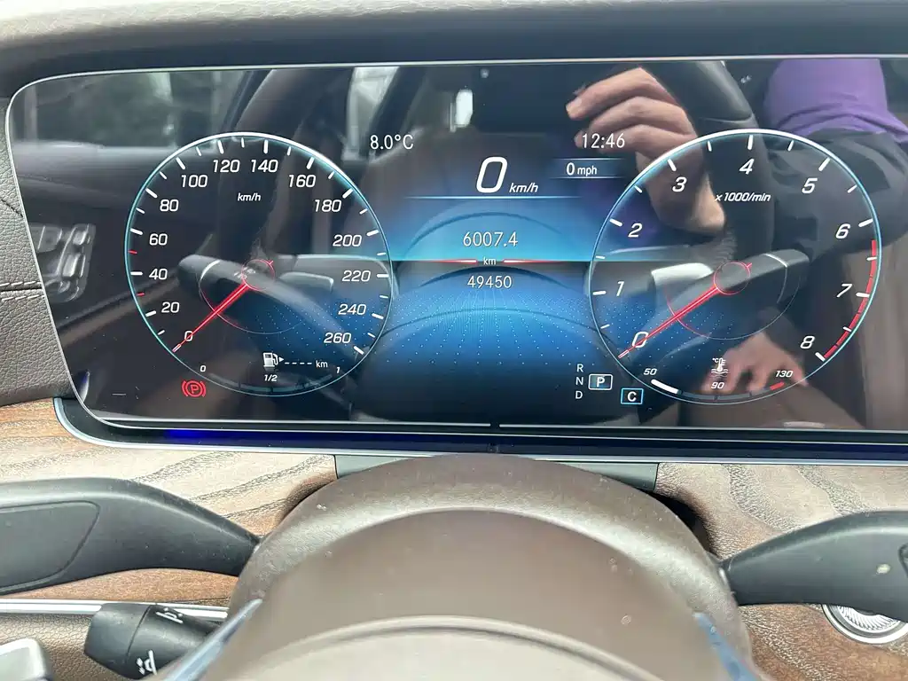 MERCEDES-BENZ E CLASS