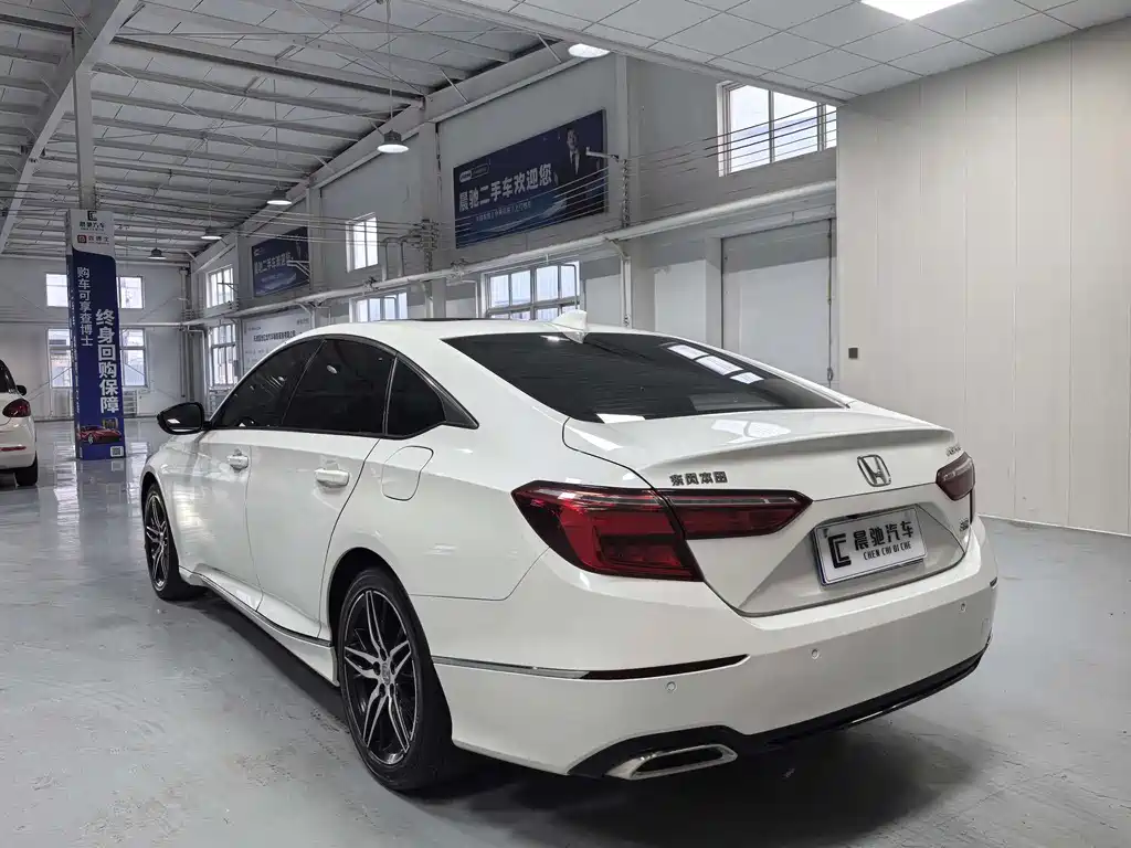 Honda Inspire 2022 260TURBO