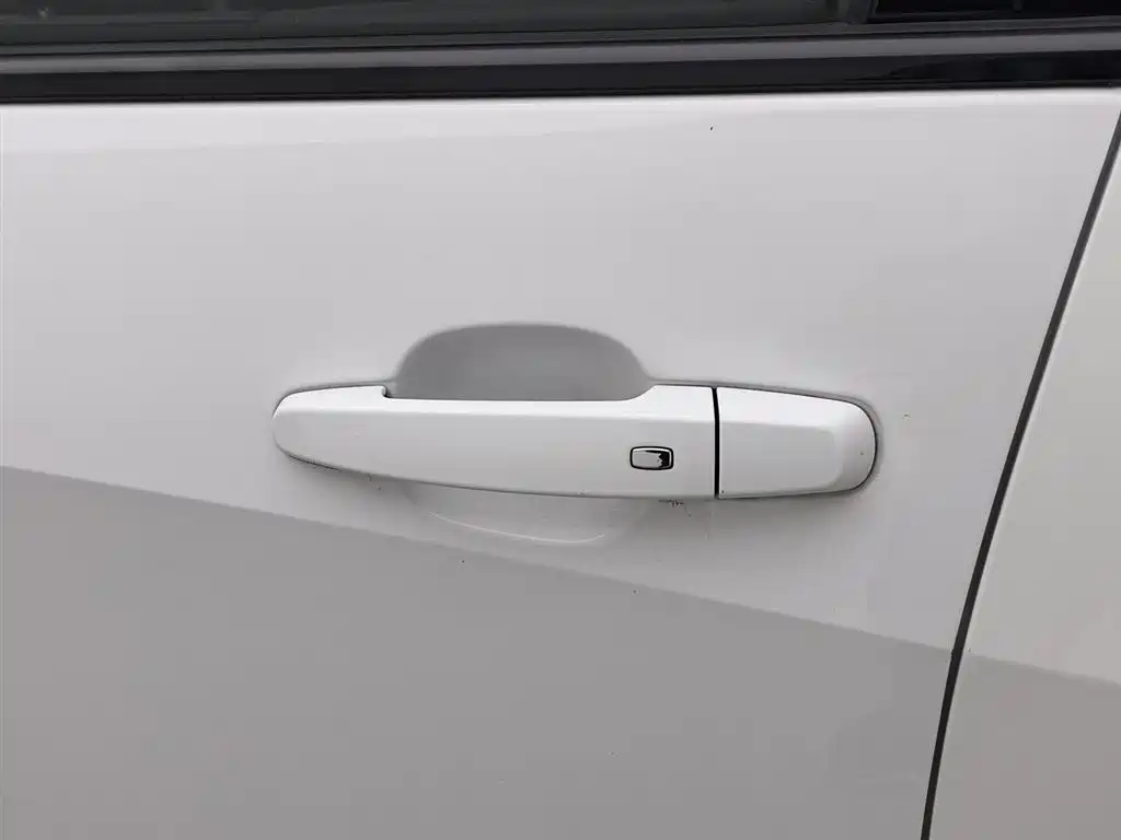 CHEVROLET MAI RUIBAO XL