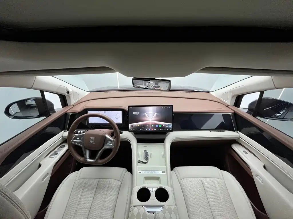 BYD Xia — миниатюра 5