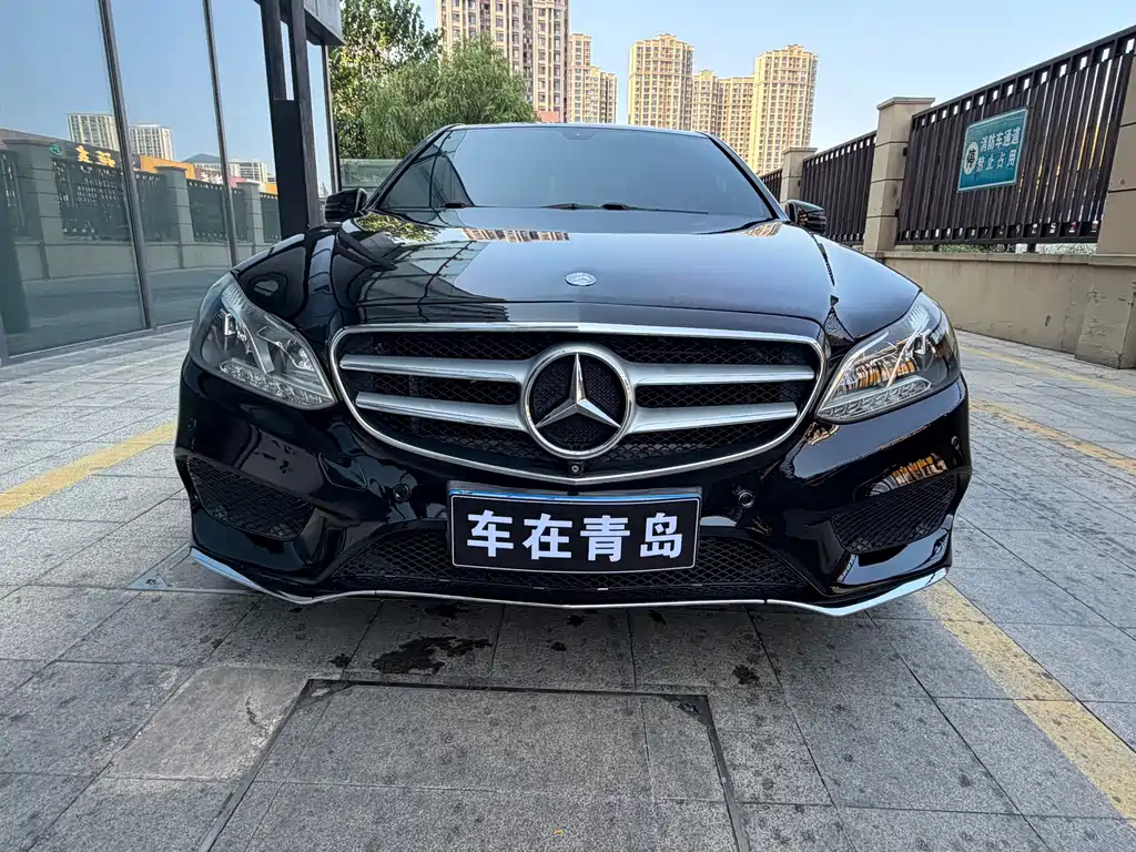 Mercedes-Benz E-Class — миниатюра 2