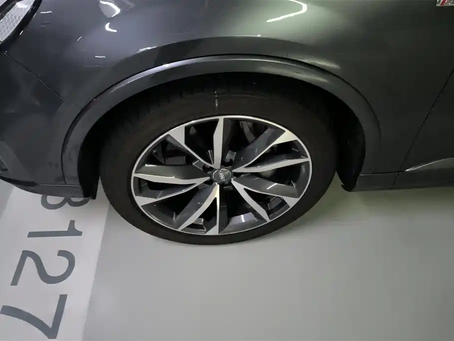 Audi Q7 2020 55 TFSI quattro S line Sport